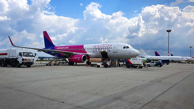 Két nagyszerű kollégát vesztettünk el” – a WizzAir magyar pilótái haltak meg a svédországi repülőgép-katasztrófában