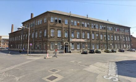 Kiköltöztek az utolsó lakók is: most már tényleg valódi munkásotthon lesz a csepeli Zászlós Szállóból