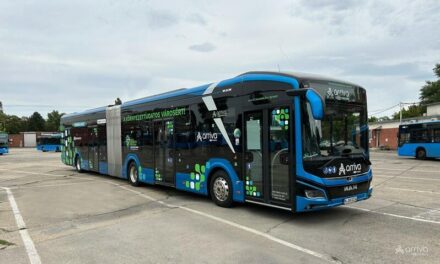 Vadiúj elektromos busz jár néhány napig a 8E vonalon