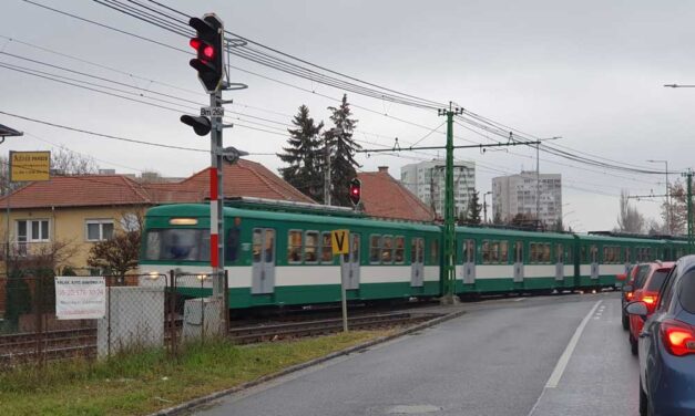 Nagyon kiborultak Budakalászon és Pomázon: vége a vakációnak, elkezdődött a pályakarbantartás a H5-ös HÉV vonalán