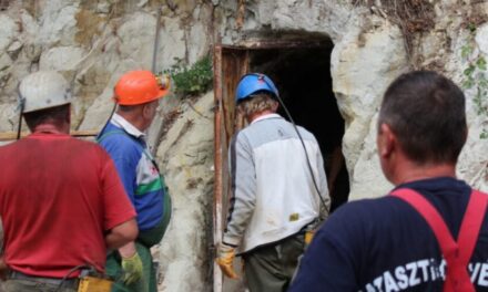 „Örökre a börtönben lenne a helye!” – felháborodott a három áldozat családja amiatt, hogy a vállalkozó nem érzi magát felelősnek a pinceomlásért