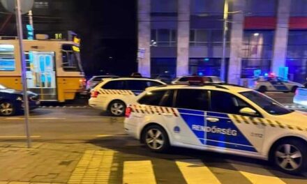 Megdöbbentő – Zuglóban egy 16 éves fiatal szenvedett súlyos motorbalesetet
