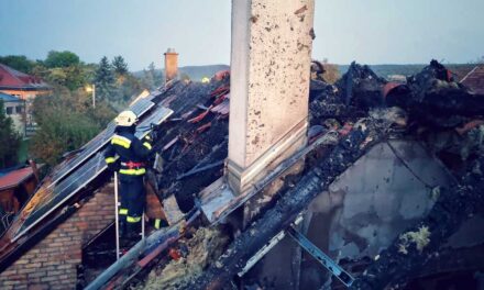 „Aranyos, kedves, okos, csupa mosoly büszkeségünket elvesztettük” – meghalt a keddi tűzeset súlyos sérültje, a 11 éves Leventét teljes Budakeszi gyászolja