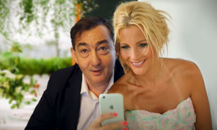 Megismerhetjük Mészáros Lőrinc romantikus oldalát is – ezzel lepi meg kedvesét a házassági évfordulón