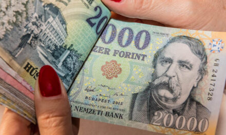 A számok bűvöletében: egy friss felmérés szerint havi 40 ezret tesz félre a magyar ember