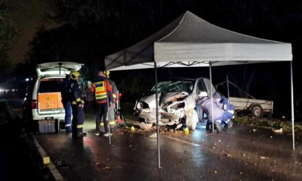 Egy háromgyermekes családapa a Dunakeszin történt drámai baleset áldozata: a férfi kirepült az autóból és azonnal szörnyethalt