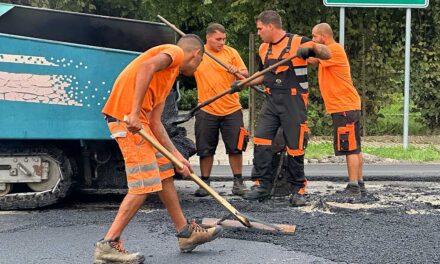 Még nagyobb dugókra felkészülni! – Rengeteg helyen bontják meg az aszfaltot Budapesten és környékén, ezért lesz nehéz közlekedni