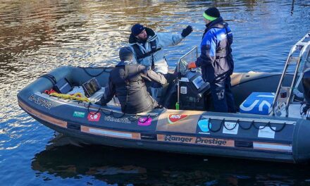 Eltűnt egy ember a Balatonban, a vízimentők a jegesedés miatt felfüggesztették a keresést