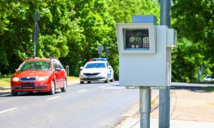 Rengeteg új sebességmérő trafiboxot telepített a rendőrség, itt a lista részletes lista, hol számíts ellenőrzésre