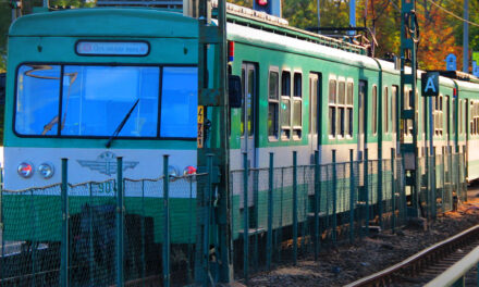 Pénzeső hullik a HÉV-fejlesztésekre, az 5-ös metró előkészítésére és új vonatok érkeznek Budapest környékére