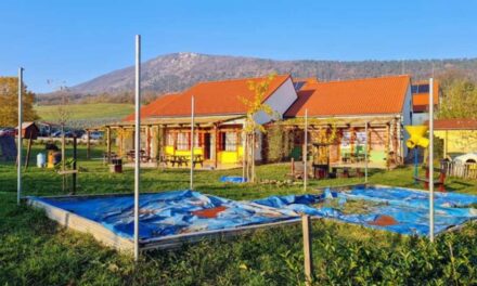 Összecserélték a porcukrot a tisztítószerrel a pilisborosjenői óvodában: 5 gyerek lett rosszul