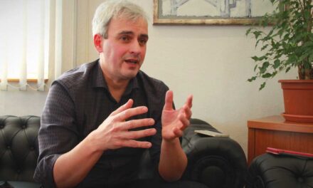 „Ez már egy akkora tömeg, amivel a hatalomnak számolnia kell” – Csőzik László, Érd polgármestere szerint megkerülhetetlenek a nem fideszes települések