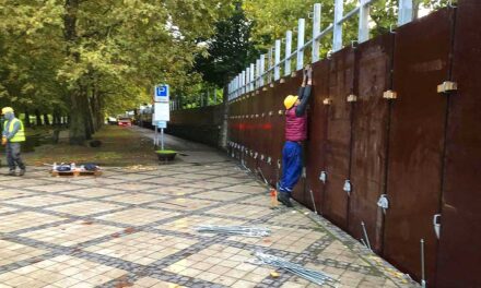 Dunai árvíz: Nagymaroson már áll a mobilgát, a Margitszigetet 800 ezer homkzsákkal védik