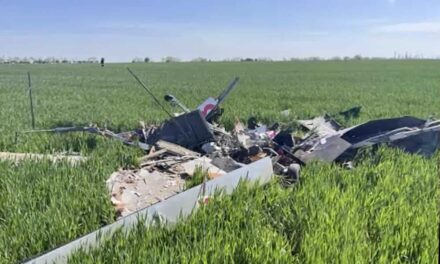 Lezuhant egy kisrepülő Dunakeszin, a helyszínre több rendőr és mentőautó érkezett