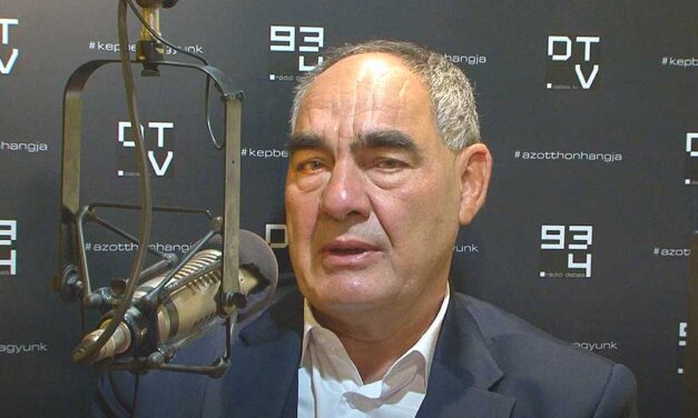A sértődött polgármester, a haverja és az Orbán-kormány emberei elintézték, hogy 50 kisiskolás szenvedjen minden nap iskolába menet Délegyházán