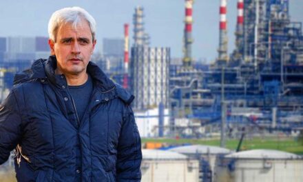 Büdös a MOL százhalombattai finomítója, egyre többen panaszkodnak a kibírhatatlan olajszagra ezért az érdi polgármester elment a Dunai Finomító főnökéhez