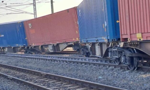 Kisiklott egy tehervonat Szegeden, szünetel a vasúti forgalom