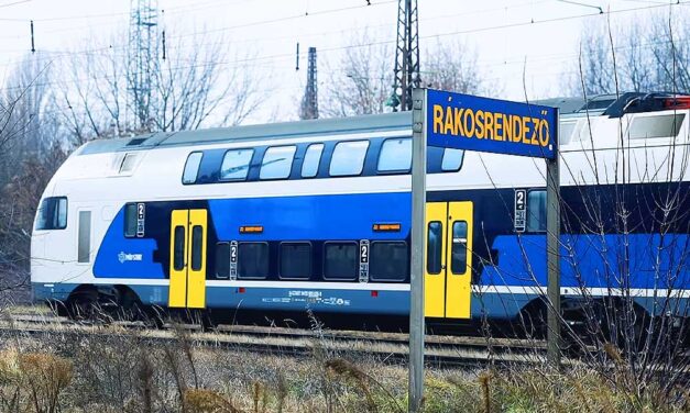 Lázár János a budapestiekkel fizettetné ki az araboknak eladott Rákosrendező milliárdokba kerülő takarítását