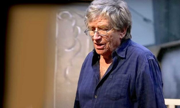 „Nagyon kellemetlen volt ezen átesni” – Kern András elárulta, mi okozta a rosszullétét, amikor az előadásról vitte el a mentő