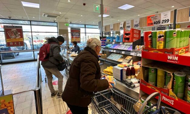 Nem túl jó hír: a Lidl, a Spar és a Tesco is mennyiségi korlátozást vezetett be az árrés-stopos termékekre