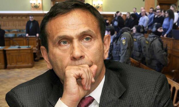 Fenyő-gyilkosság: Gyárfás Tamást 7 év fegyházra ítélte a bíróság az ismert médiavállakozót