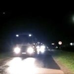 Száj- és körömfájás: megérkeztek a rábapordányi állattetemeket szállító kamionok Peresztegre, a marha- és sertésállományt is leölik a fertőzött telepen