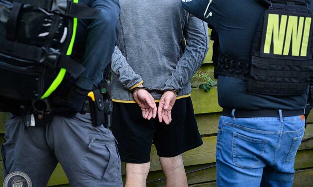 Örömlányként futtatott két gyermekotthonban felnőtt lányt a Szőlő utcai javítóintézeti igazgatója és élettársa: az interneten hirdették a szolgáltatást