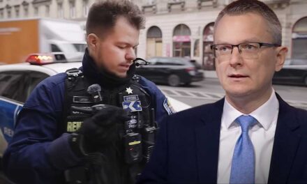 Rétvári Bencéék tovább szívatják Laponyi Zsolt rendőr őrmestert, úgy módosították a szabályokat, hogy kiesett a seriffprogramból