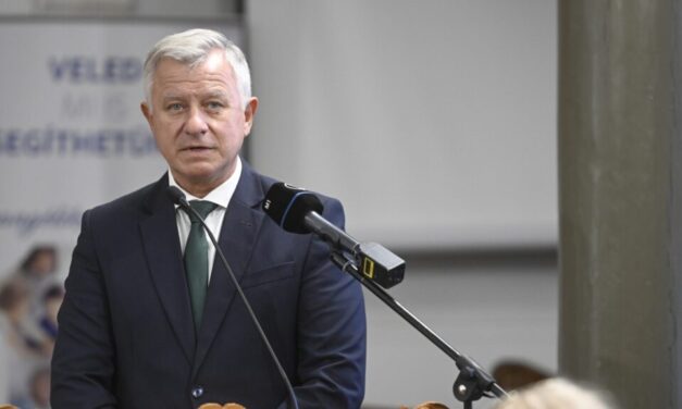 Elismerte a Törő Gábor, fideszes politikus, hogy fia összebalhézott az élettársával, ezért állították elő a rendőrök: kábítószert is találtak az otthonukban