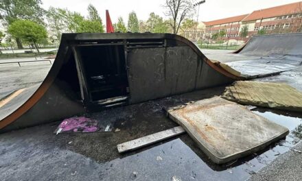 Szándékosan felgyújtották az dabasi iskola udvarán álló extrémsport pályáját, milliós kár érte a helyi sportegyesületet