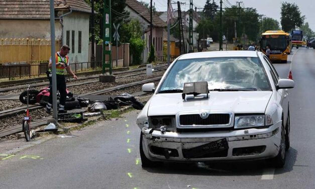 Brutális motorosbaleset Soroksáron, mentőhelikopter érkezett a sérültért – helyszíni fotókkal
