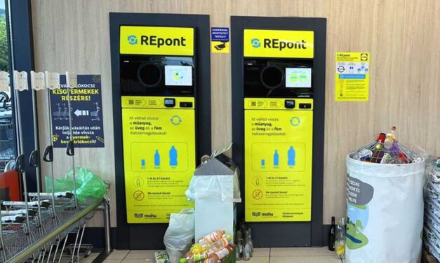 Trükköző család: hamis cimkékkel és üvegvisszaváltó kuponokkal csaltak ki milliókat egy kiskunhalasi áruházból