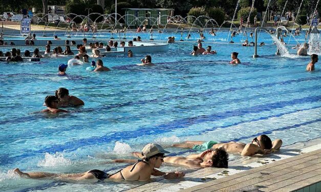 Gyermekhalál a Palatinuson: nem a gyermekmedencébe fulladt bele a 6 éves kislány, a mentők 2 órán keresztül próbálták újraéleszteni