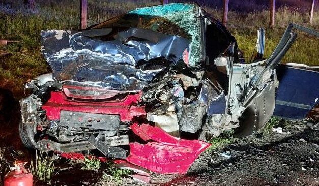 Tragikus baleset Magosligeten: oszlopnak ütköztek autójukkal, meghalt egy 35 éves férfi és egy 28 éves nő