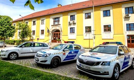 „Annyit látott, hogy a kapun belül valaki lóg a fán” – egy budafoki ház kertjében akasztotta fel magát Józsi, aki élőben közvetítette halálát az interneten