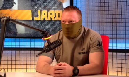 Őrizetbe vették a NAV-kommandó parancsnokát és parancsnokhelyettesét