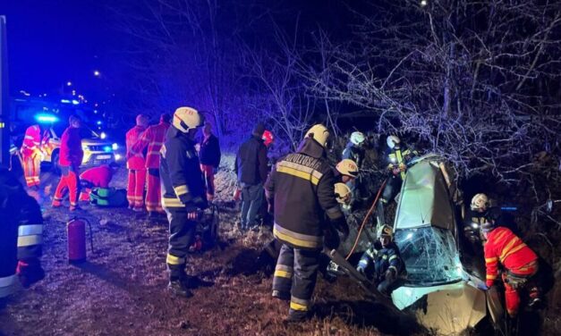 Halálos diszkóbaleset Nyírtasnál: hatan ültek abban a Suzukiban, amely egy másik autóval ütközött, egy 26 éves nő meghalt