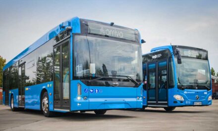Kínai elektromos buszok érkeztek Budapestre, a BKK napokon belül 30 új járművet állít forgalomba
