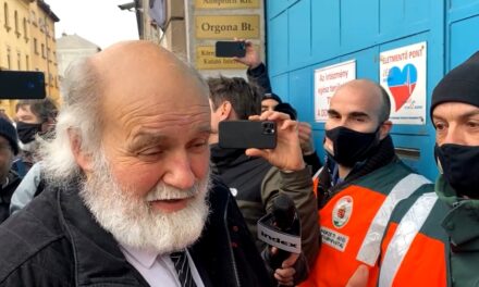 Sára Botond be akarja záratni Iványi Gáborék hajléktalanszállóját, akár 400 ember is az utcára kerülhet