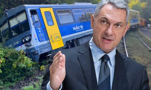 Évek óta az életveszélyes vasúti pályára engedik rá a vonatokat Verőcénél, ahol ma kisiklott egy vonat: mégis mikor akar ezzel foglalkozni Lázár János?