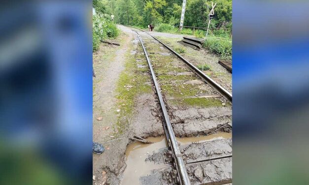 Kisiklott vonat: a pályamester már korábban jelezhette, hogy baj lehet a Vác-Balassagyarmat vonalon, mégsem állították le a vonatközlekedést