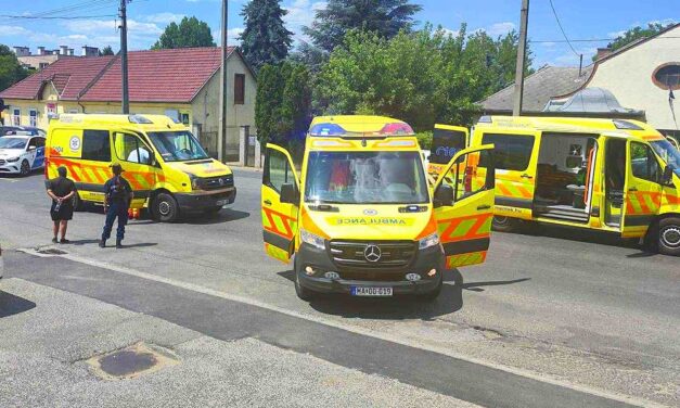 Buszbaleset Békéscsabán: egy 9 és egy 12 gyermek is megsérült