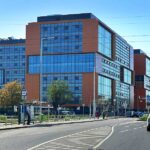 A Bosnyák téri pláza miatt 8 milliárdra perelné Zugló önkormányzata az Orbán Viktor vejéhez köthető céget