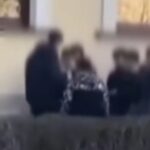 Megkínoztak egy diákot Kisvárdán, iskolatársai arra kényszerítették, hogy a földön fekve cipőiket csókolgassa – vádat emeltek ellenük