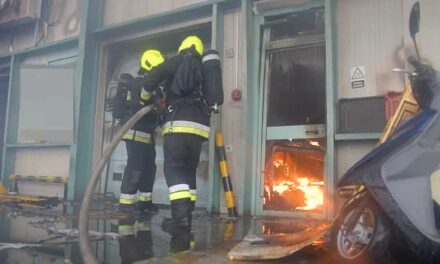 Két ember meghalt egy lakástűzben a 16. kerületben