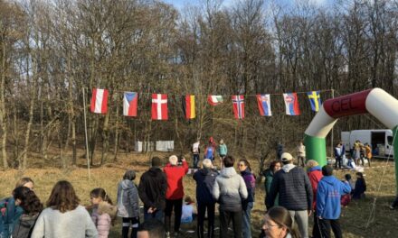 Dráma az Őszi Spartacus Kupán: lezuhant egy futó egy szikláról a Vértesben