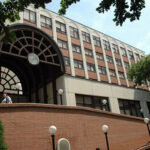 Megszólalt a holtan talált doktornő lánya: órákig senki nem vette észre az osztályon, hogy eltűnt az erős fájdalomcsillapítóktól zavarodott beteg