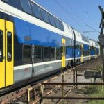 Gázolt a vonat Újszásznál, fennakadások vannak a székesfehérvári vonalon is