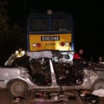 Szörnyű vonatbaleset Szentmártonkátán: öten szörnyethaltak, egy ember életéért küzdenek