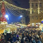 Budapest 5 legjobb karácsonyi vására, ma Aranyvasárnap – árak, szolgáltatások és VIDEÓ a Bazilikára vetített páratlan fényfestésről